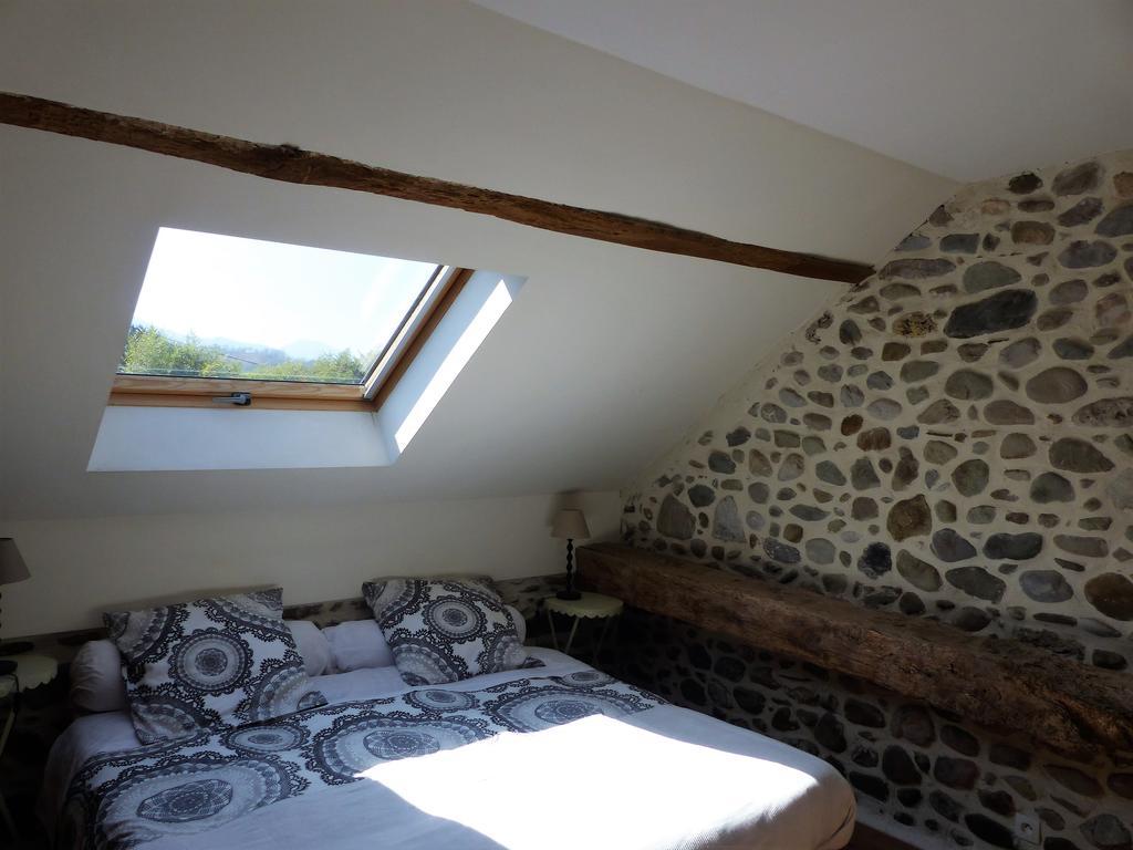 Maison D'Hotes Les 3 Baudets Issor Luaran gambar