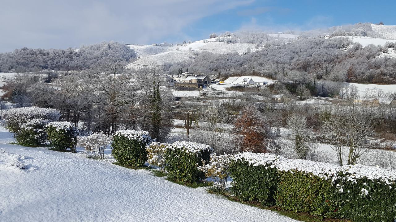 Maison D'Hotes Les 3 Baudets Issor Luaran gambar
